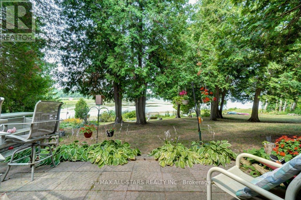 6 Leisure Lane, Kawartha Lakes, Ontario  K9V 4R1 - Photo 6 - X12332599