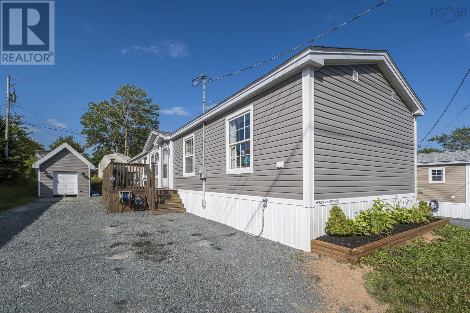 24 Ninth Street, Lucasville, Nova Scotia  B4B 1R5 - Photo 2 - 202518813