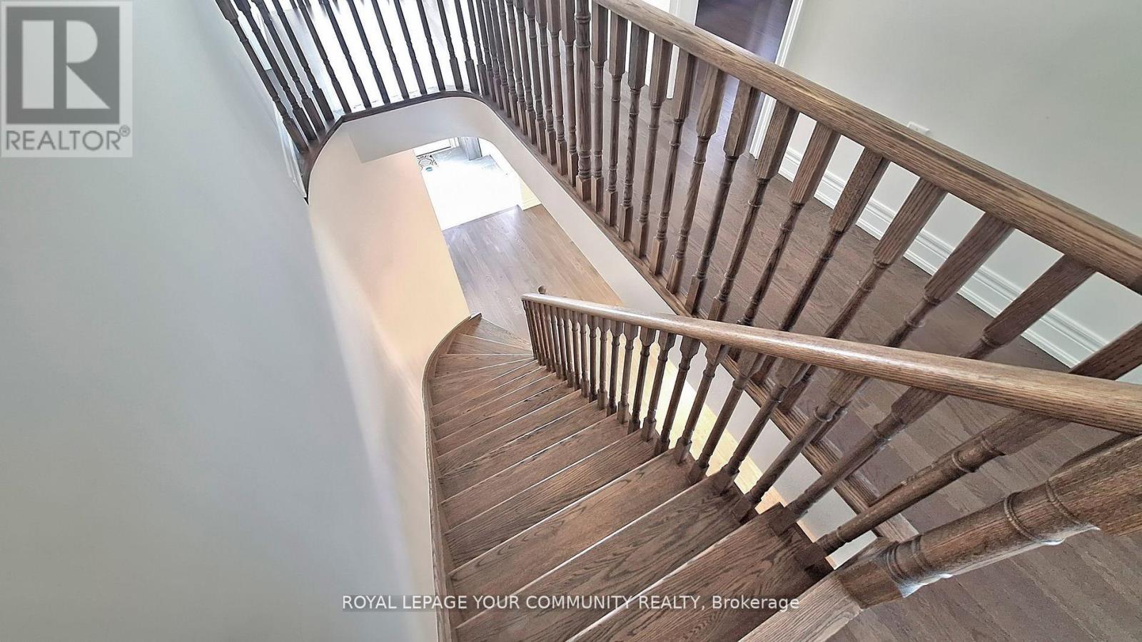 128 Ben Sinclair Avenue, East Gwillimbury, Ontario  L9N 0Z2 - Photo 24 - N12431055