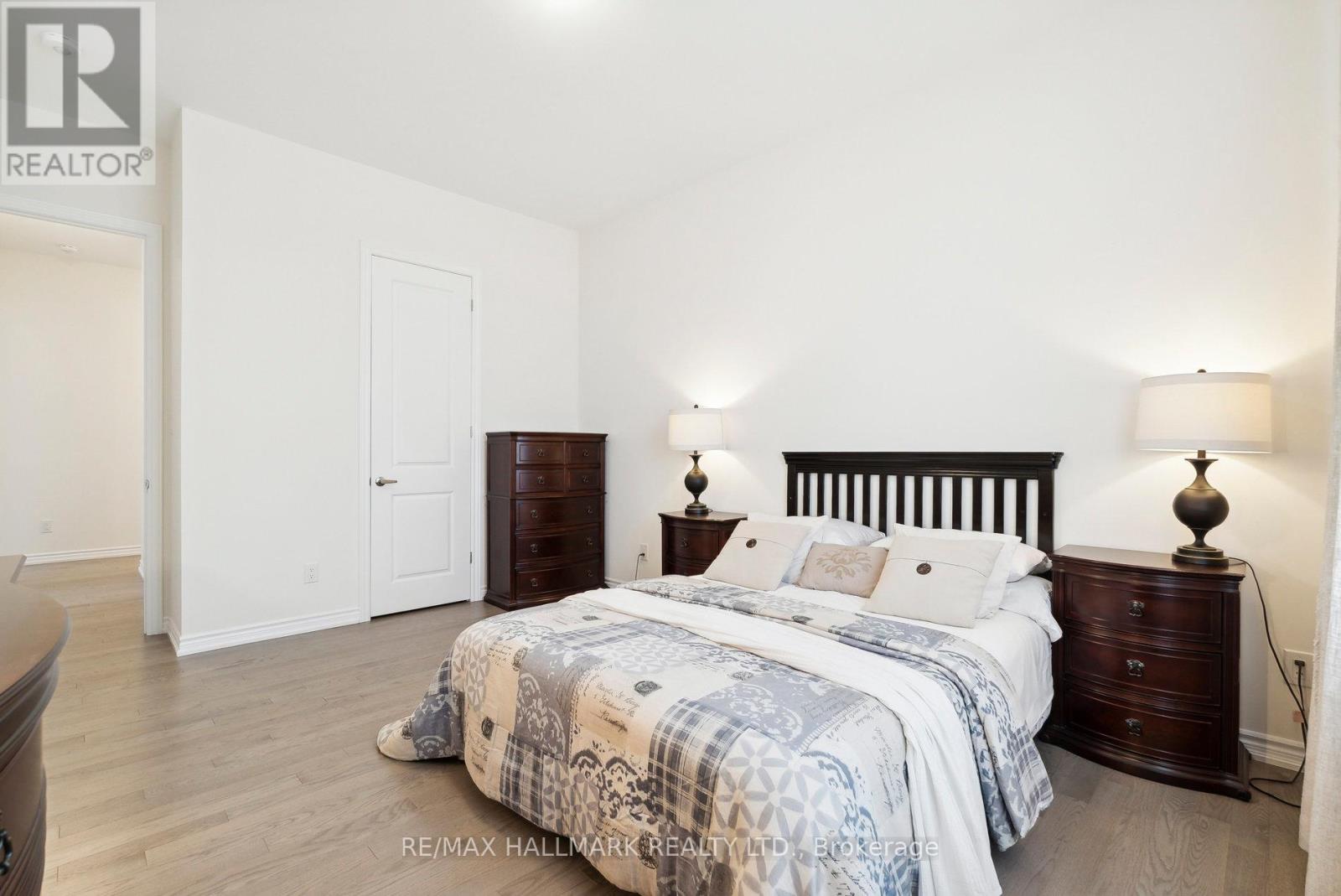 346 Ramblewood Drive, Wasaga Beach, Ontario  L9Z 0L5 - Photo 18 - S12431075