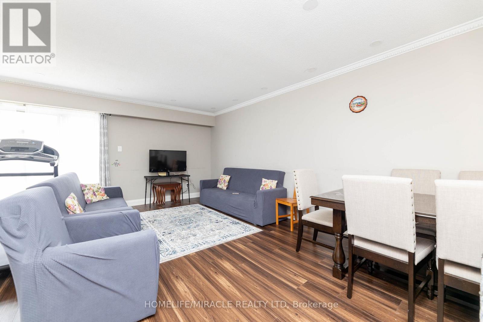 20 - 366 Driftwood Avenue, Toronto, Ontario  M3N 2P5 - Photo 7 - W12431062