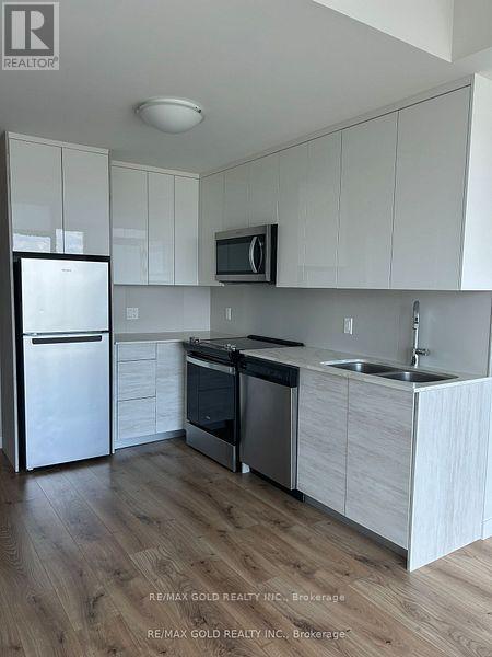 2603 - 60 Frederick Street, Kitchener, Ontario  N2H 0C7 - Photo 8 - X12431059