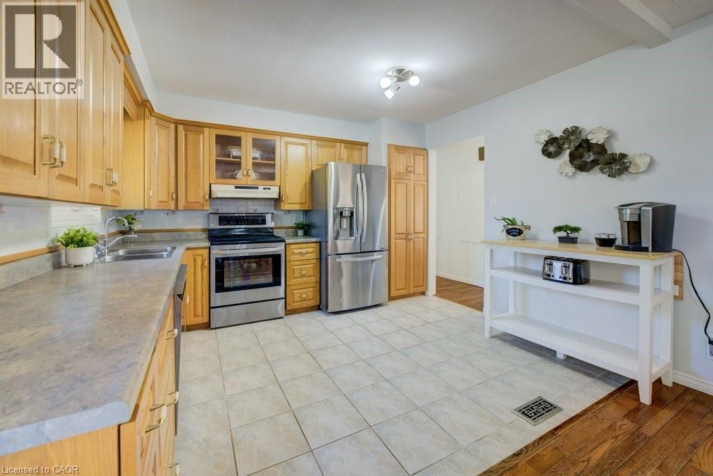 144 Laurentian Drive, Kitchener, Ontario  N2E 2M3 - Photo 8 - 40774229