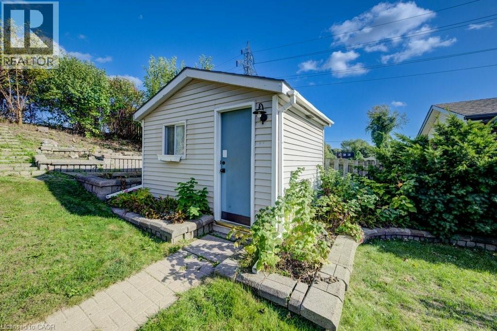 144 Laurentian Drive, Kitchener, Ontario  N2E 2M3 - Photo 32 - 40774229
