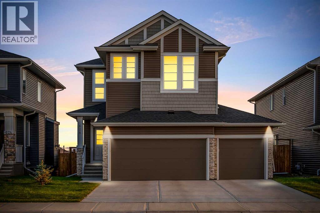 628 West Lakeview Drive, Chestermere, Alberta  T1X 1Z7 - Photo 3 - A2258700
