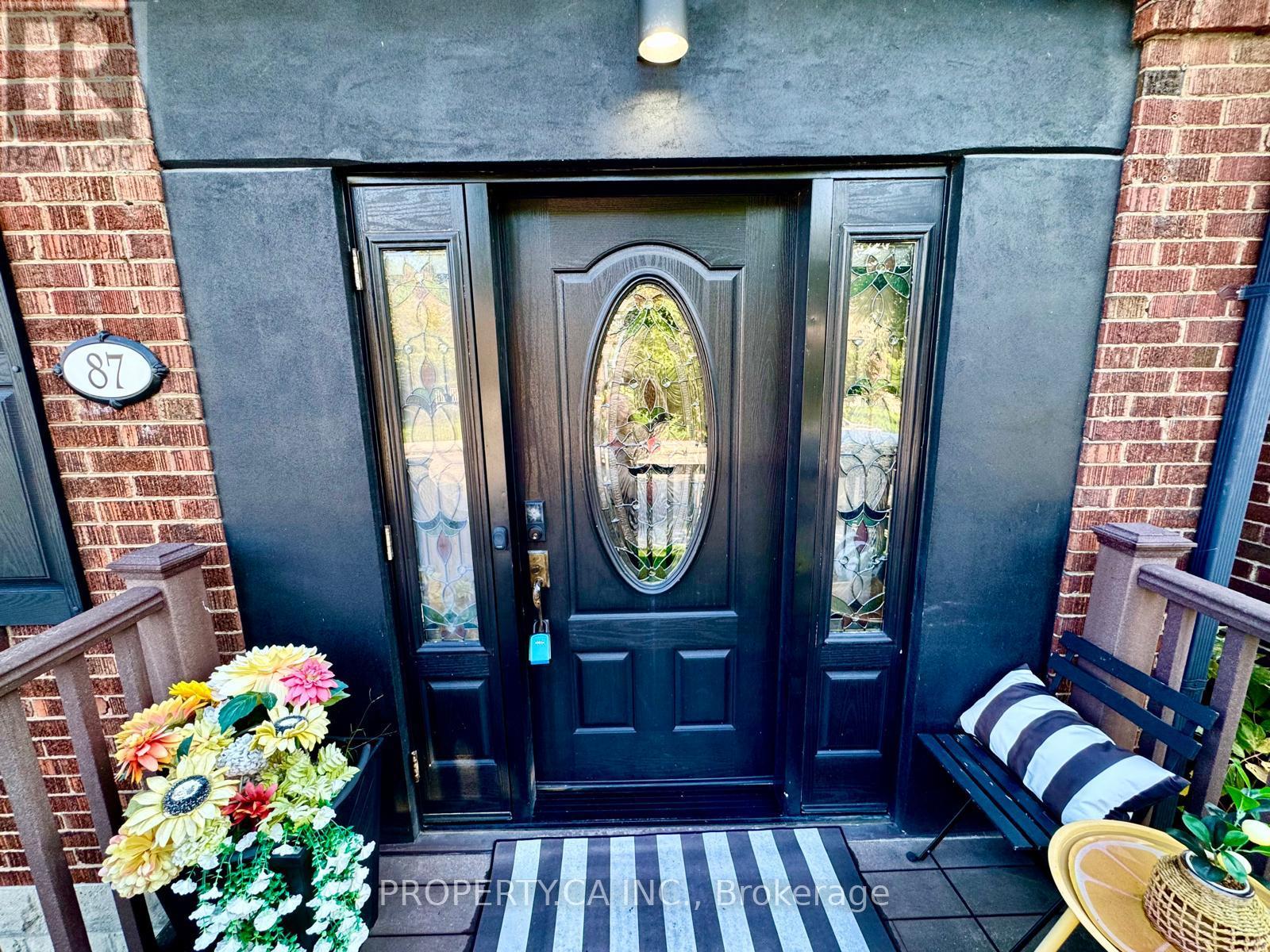 87 Fourth Street, Toronto, Ontario  M8V 2Y4 - Photo 3 - W12428601