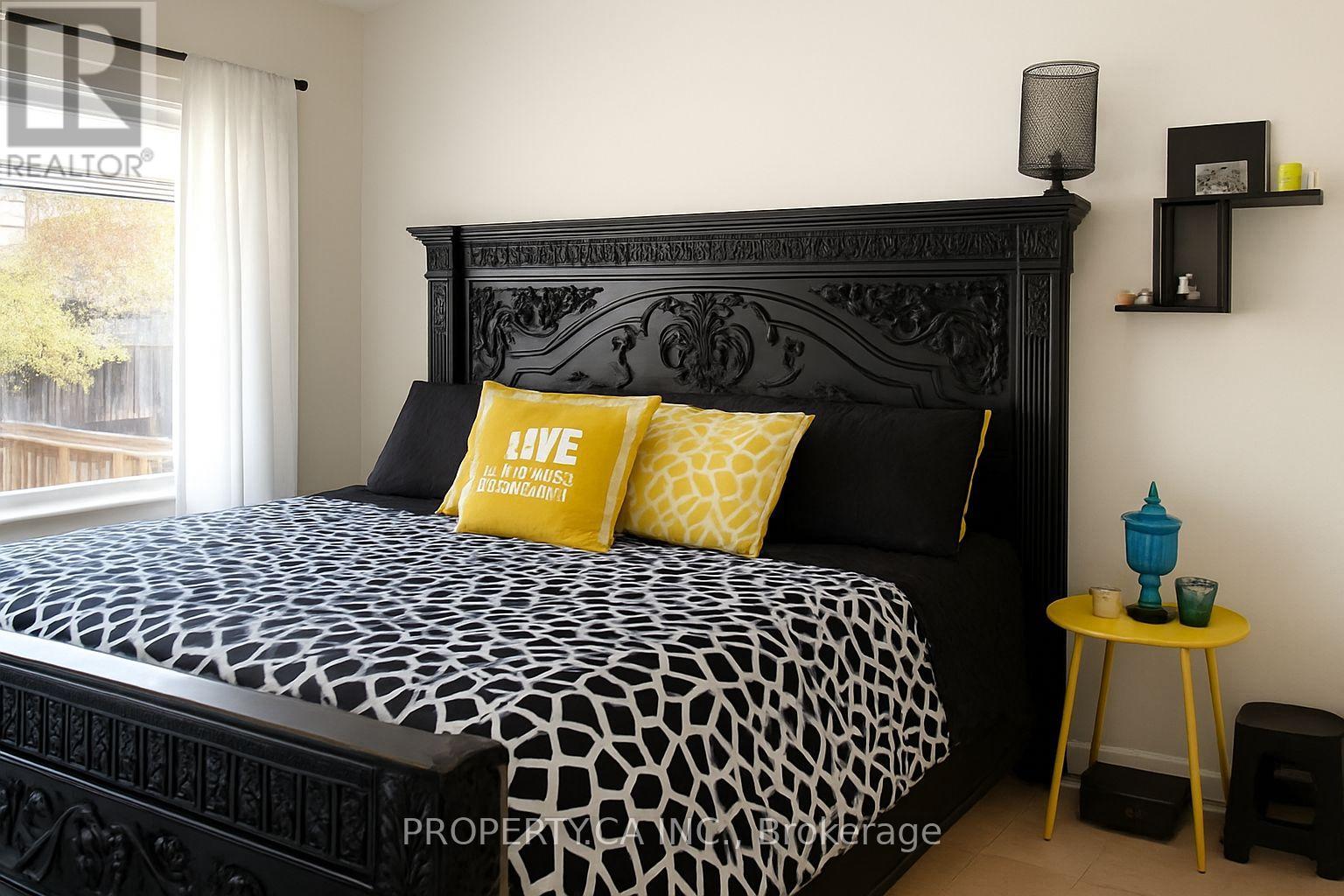 87 Fourth Street, Toronto, Ontario  M8V 2Y4 - Photo 14 - W12428601