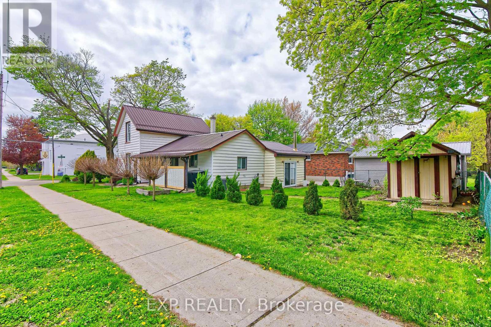 59 St George Street, Aylmer, Ontario  N5H 2M2 - Photo 2 - X12136554