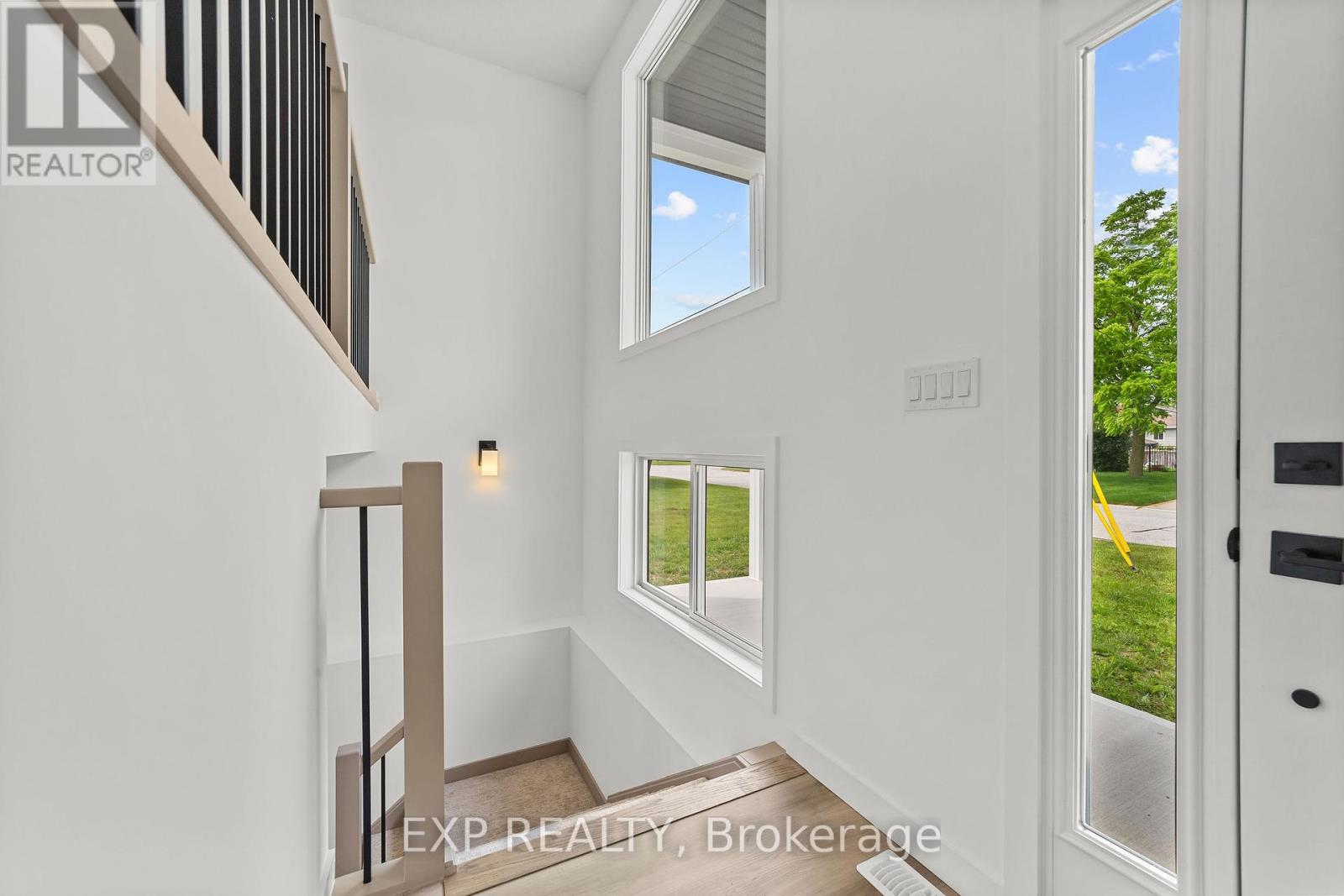 1552 Melwood Drive, St. Clair, Ontario  N0N 1B0 - Photo 25 - X12223588