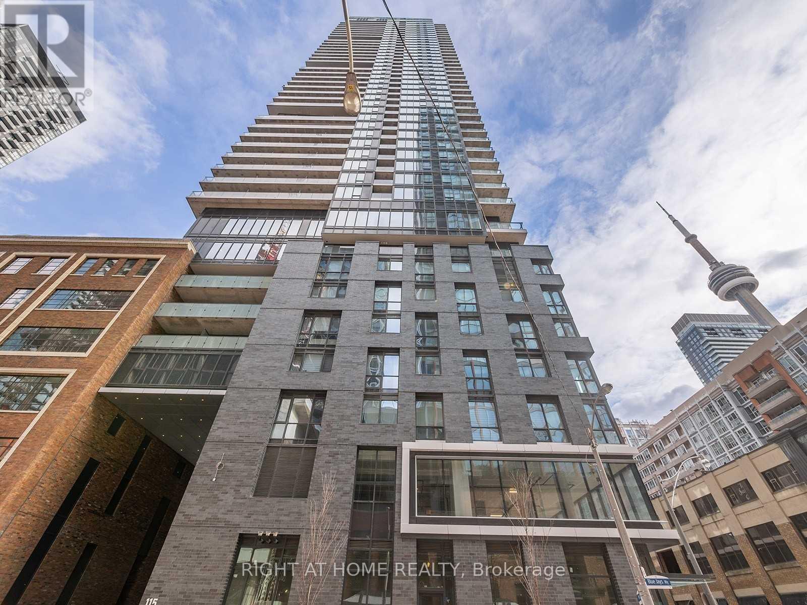 311 - 115 BLUE JAYS WAY, Toronto, Ontario