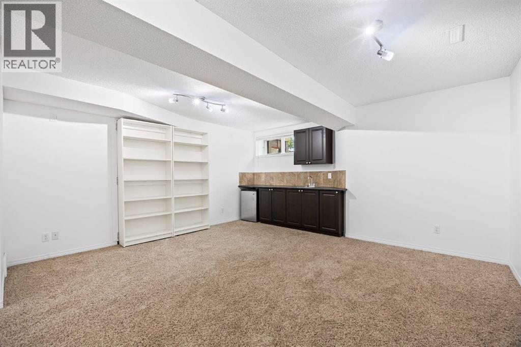 93 Crystal Shores Heights, Okotoks, Alberta  T1S 2K9 - Photo 26 - A2253422