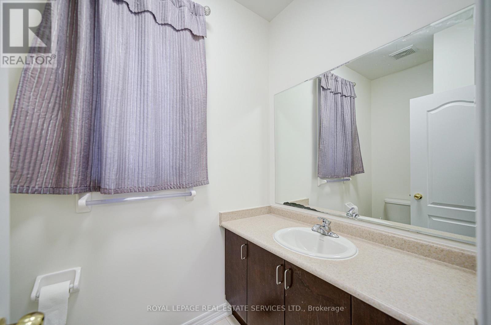 3251 Edwyna Drive, Mississauga, Ontario  L5M 0V2 - Photo 19 - W12431078