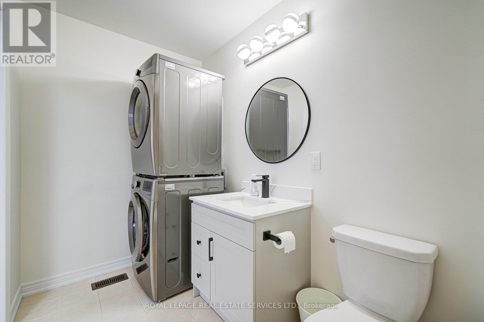 3251 Edwyna Drive, Mississauga, Ontario  L5M 0V2 - Photo 29 - W12431078