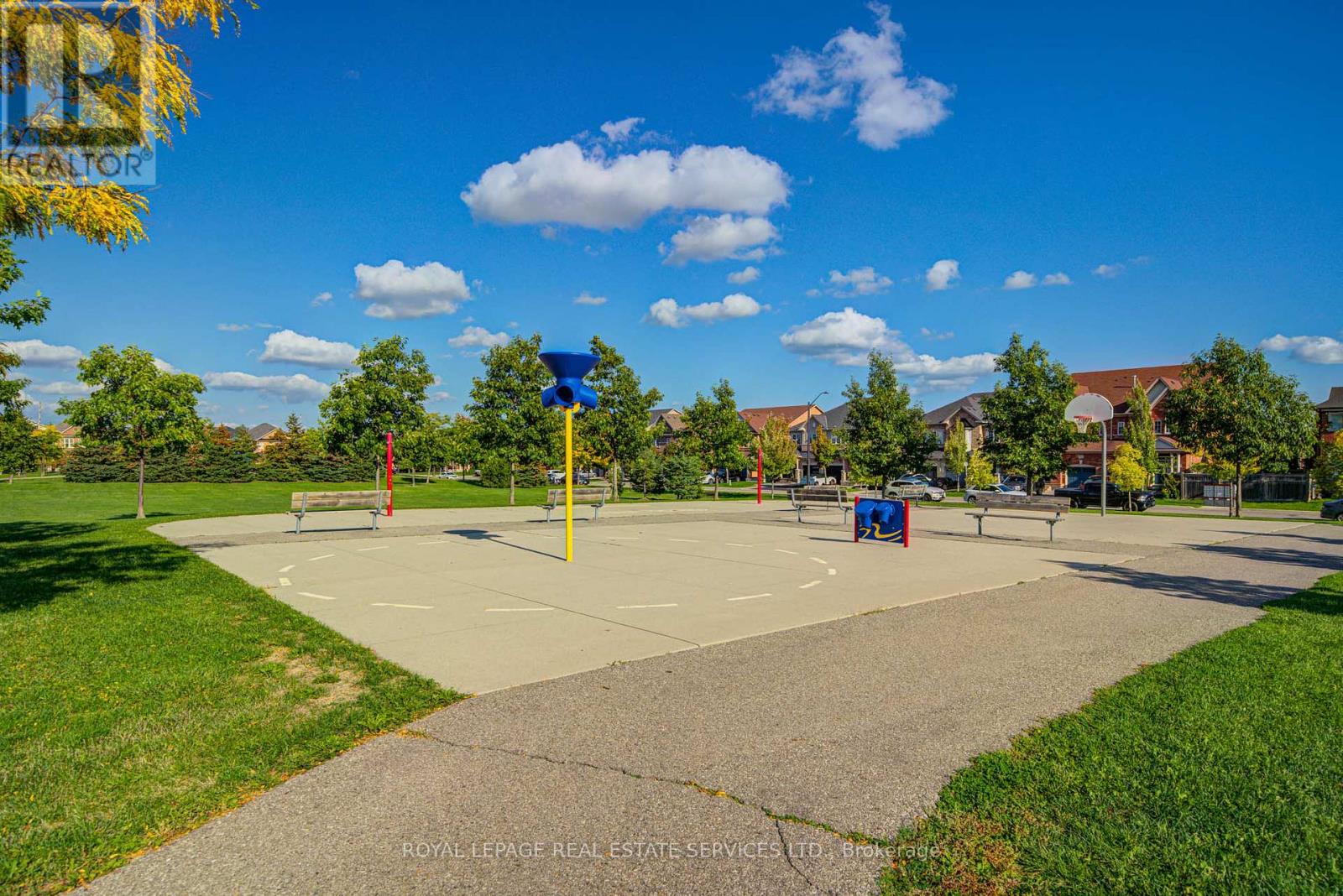 3251 Edwyna Drive, Mississauga, Ontario  L5M 0V2 - Photo 32 - W12431078