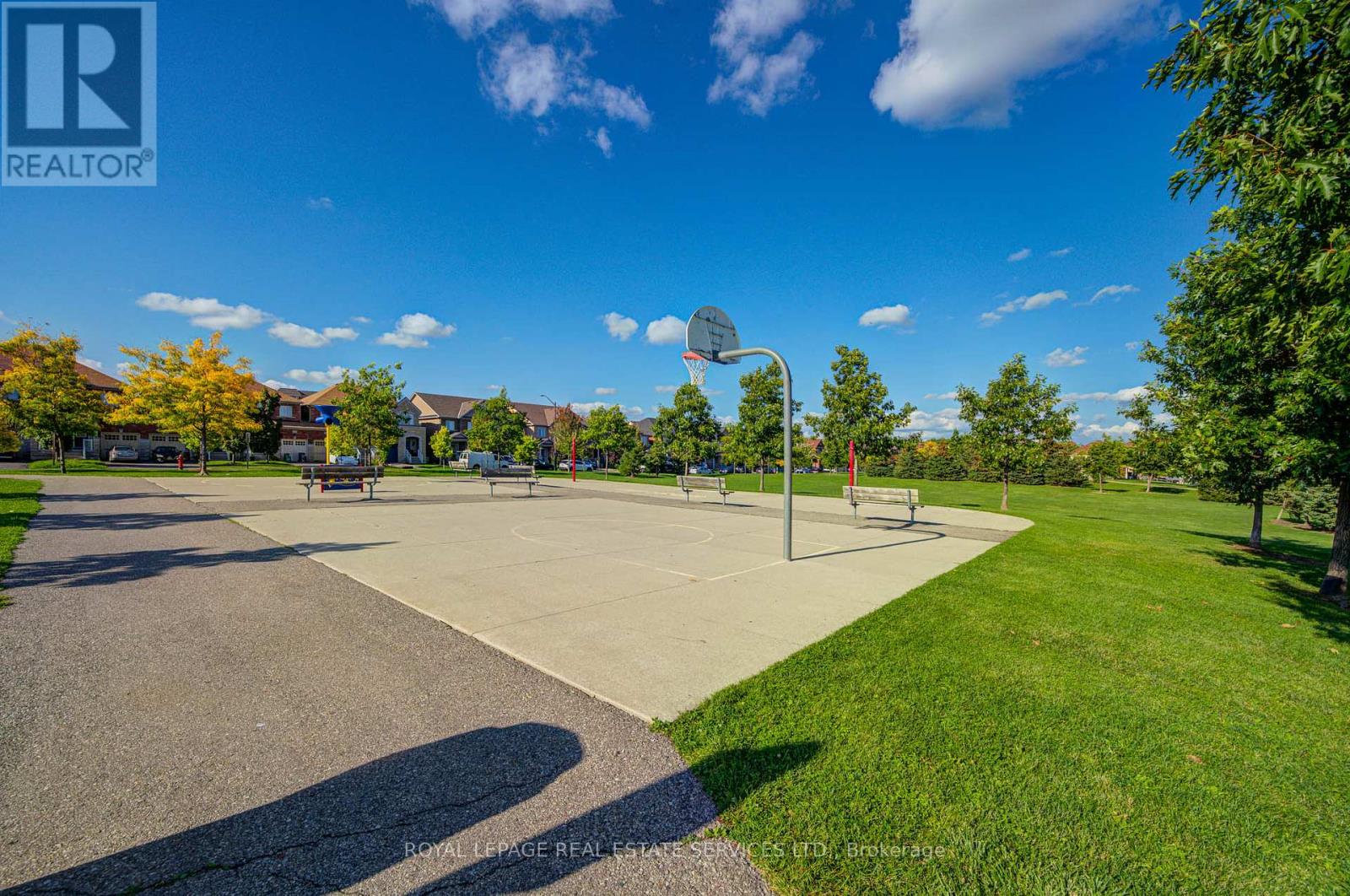 3251 Edwyna Drive, Mississauga, Ontario  L5M 0V2 - Photo 33 - W12431078