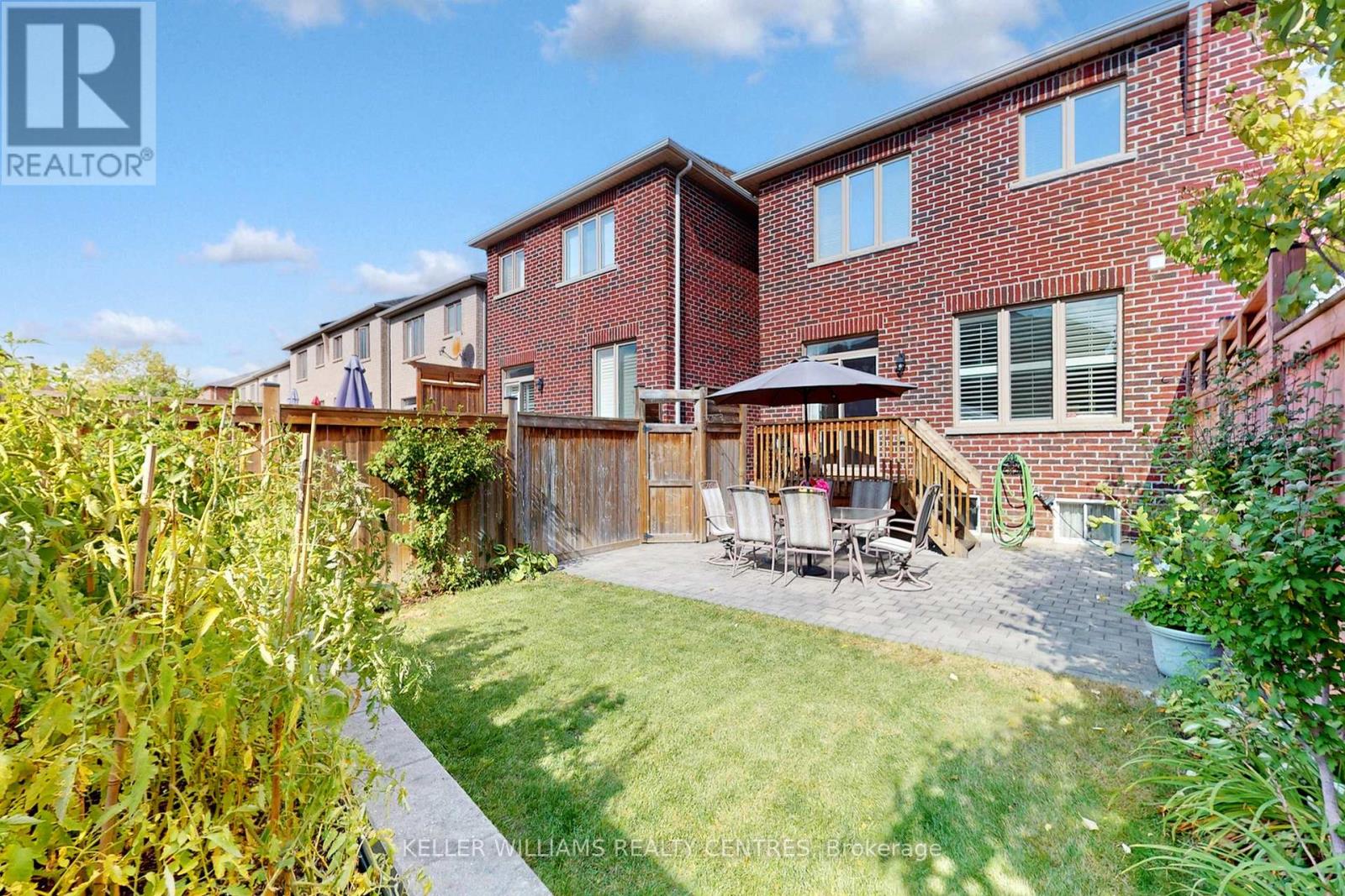 19 Diamond Leaf Lane, Halton Hills, Ontario  L7G 0G7 - Photo 39 - W12431085