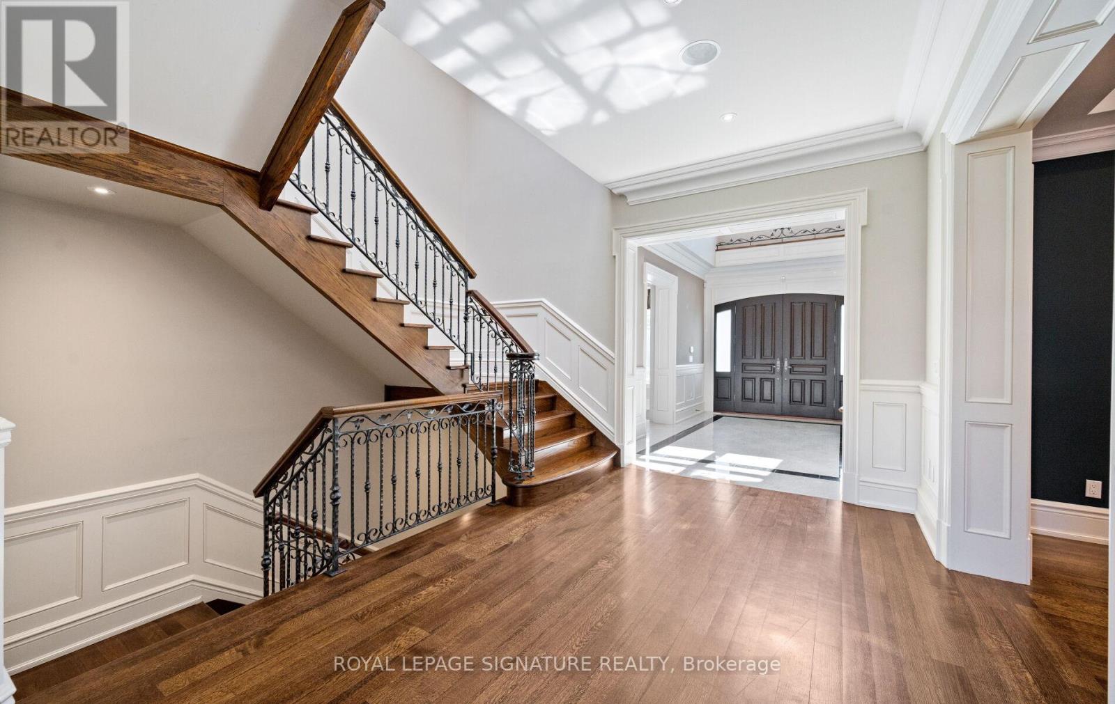 6845 Second Line W, Mississauga, Ontario  L5W 1A1 - Photo 13 - W12431093