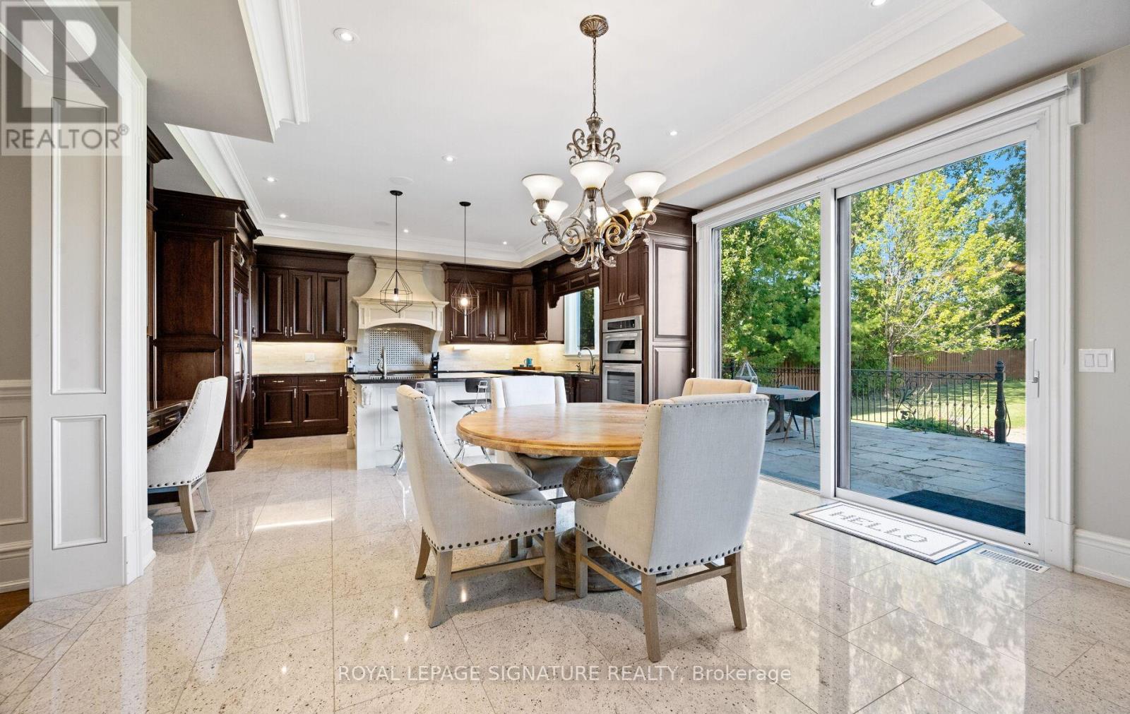6845 Second Line W, Mississauga, Ontario  L5W 1A1 - Photo 16 - W12431093