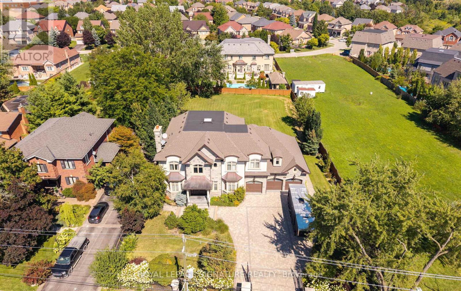 6845 Second Line W, Mississauga, Ontario  L5W 1A1 - Photo 2 - W12431093