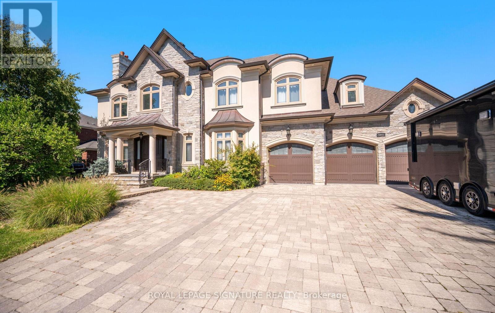 6845 Second Line W, Mississauga, Ontario  L5W 1A1 - Photo 4 - W12431093