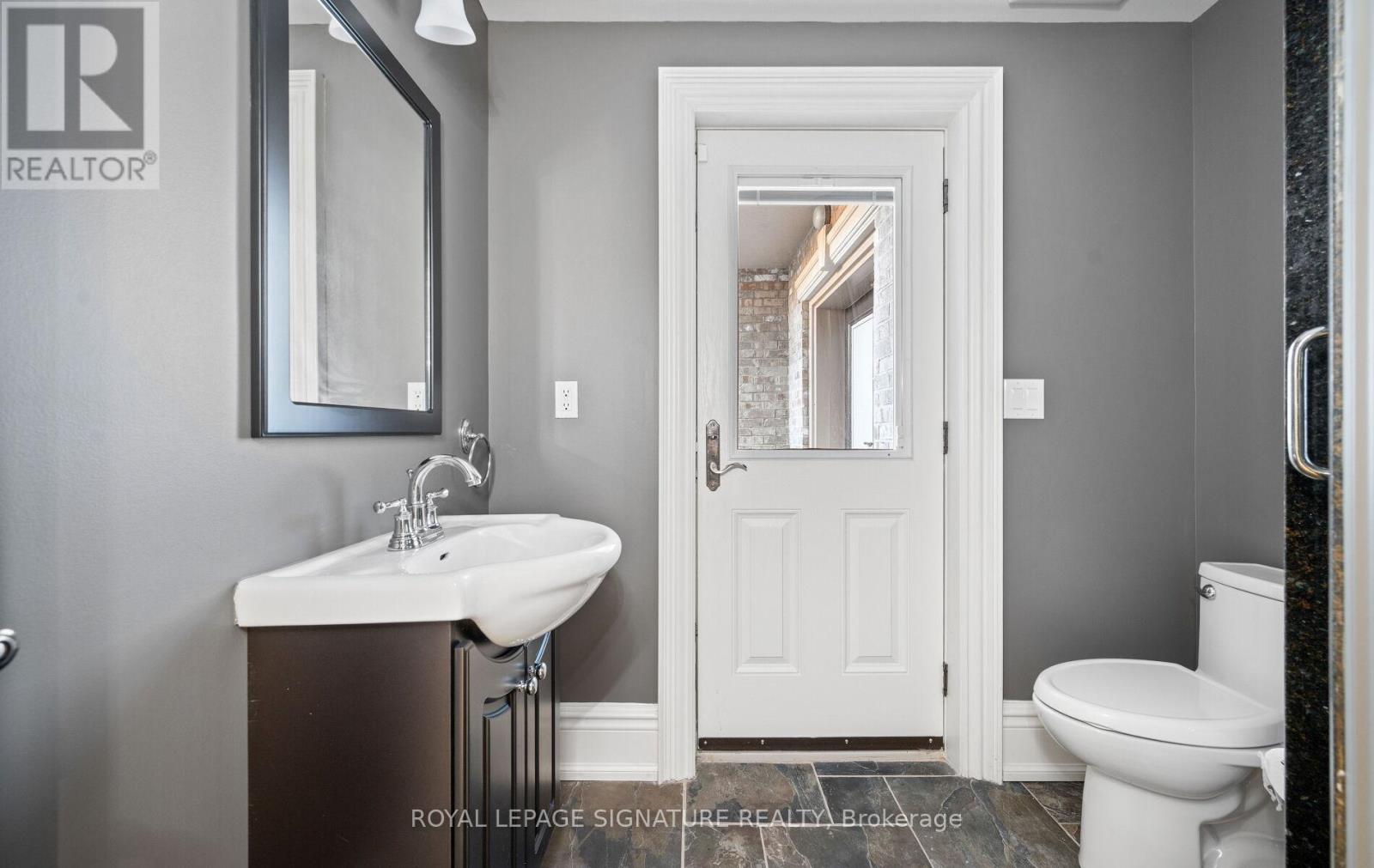 6845 Second Line W, Mississauga, Ontario  L5W 1A1 - Photo 42 - W12431093
