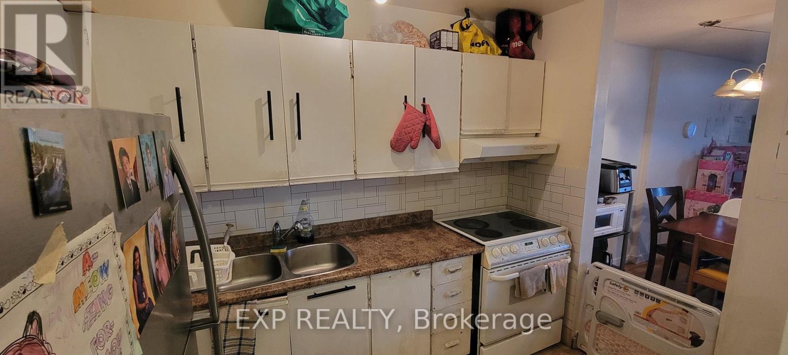 516 - 2000 Jasmine Crescent, Ottawa, Ontario  K1J 8K4 - Photo 3 - X12431104