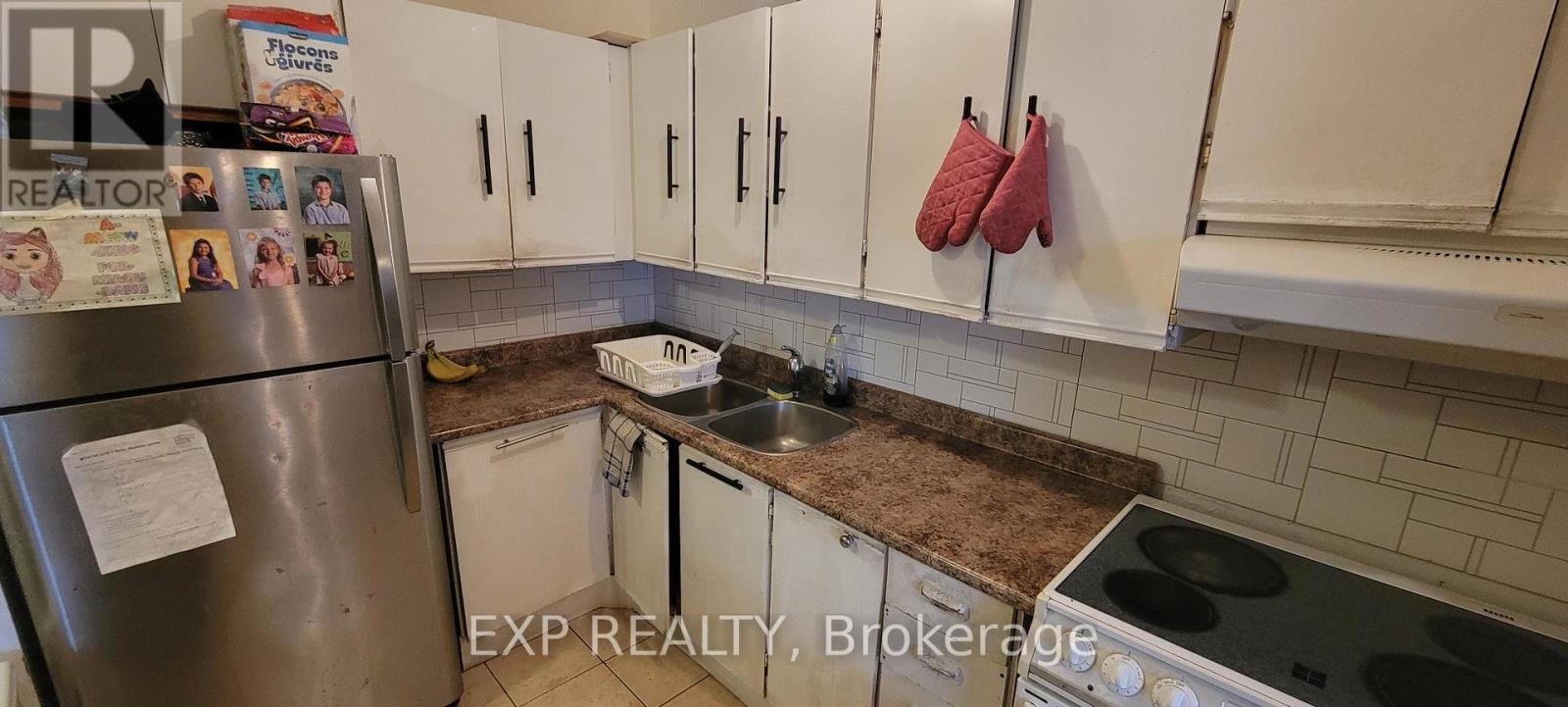 516 - 2000 Jasmine Crescent, Ottawa, Ontario  K1J 8K4 - Photo 4 - X12431104