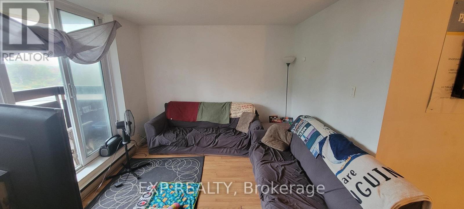 516 - 2000 Jasmine Crescent, Ottawa, Ontario  K1J 8K4 - Photo 7 - X12431104