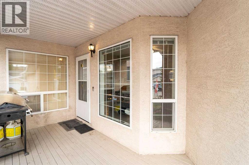 512 Lineham Acres Drive Nw, High River, Alberta  T1V 1T3 - Photo 2 - A2259864
