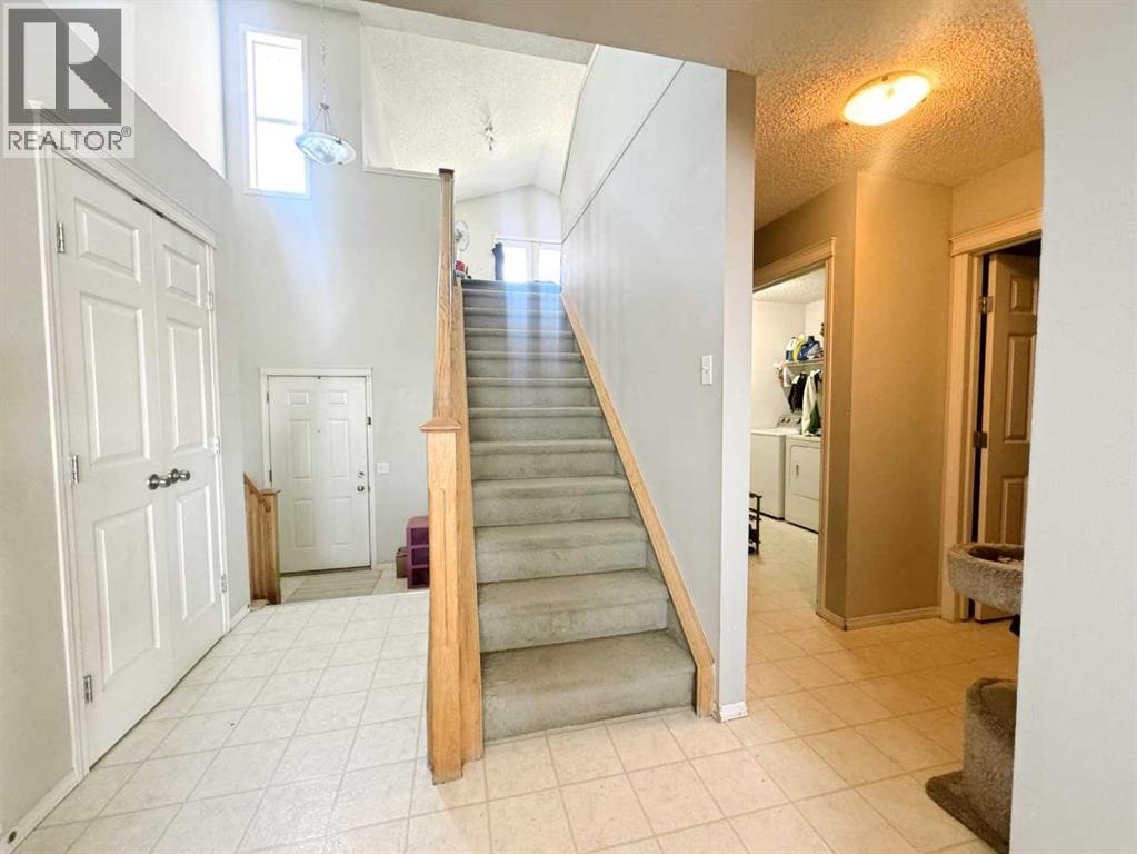 244 Taralake Terrace Ne, Calgary, Alberta  T3J 0A2 - Photo 4 - A2250473