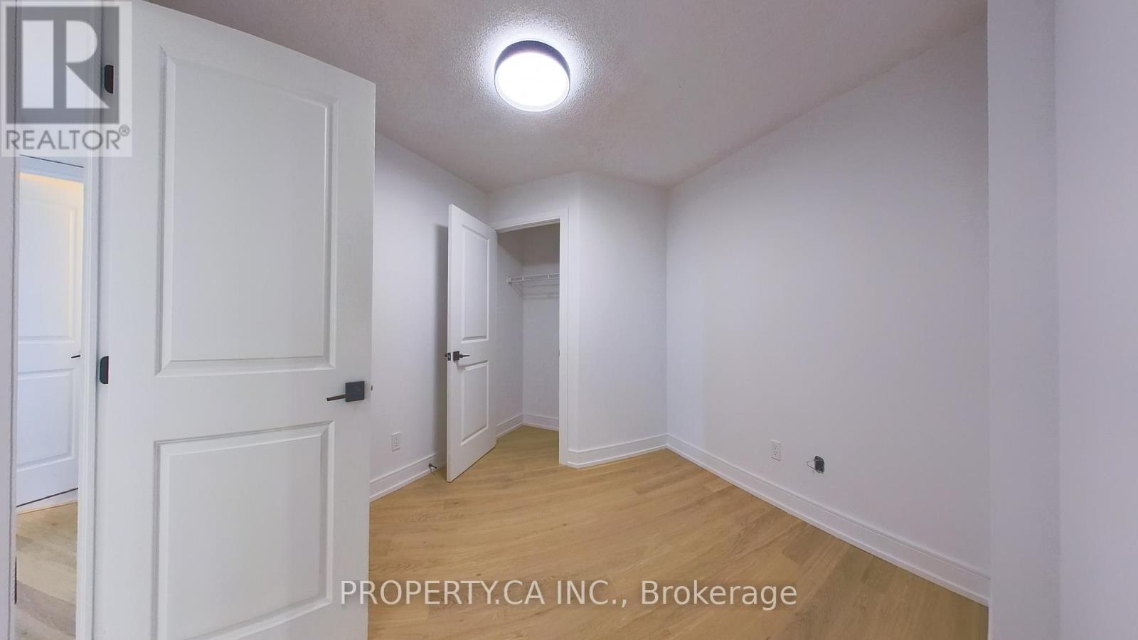 714 - 5 Emerald Lane, Vaughan, Ontario  L4J 8P7 - Photo 12 - N12431106