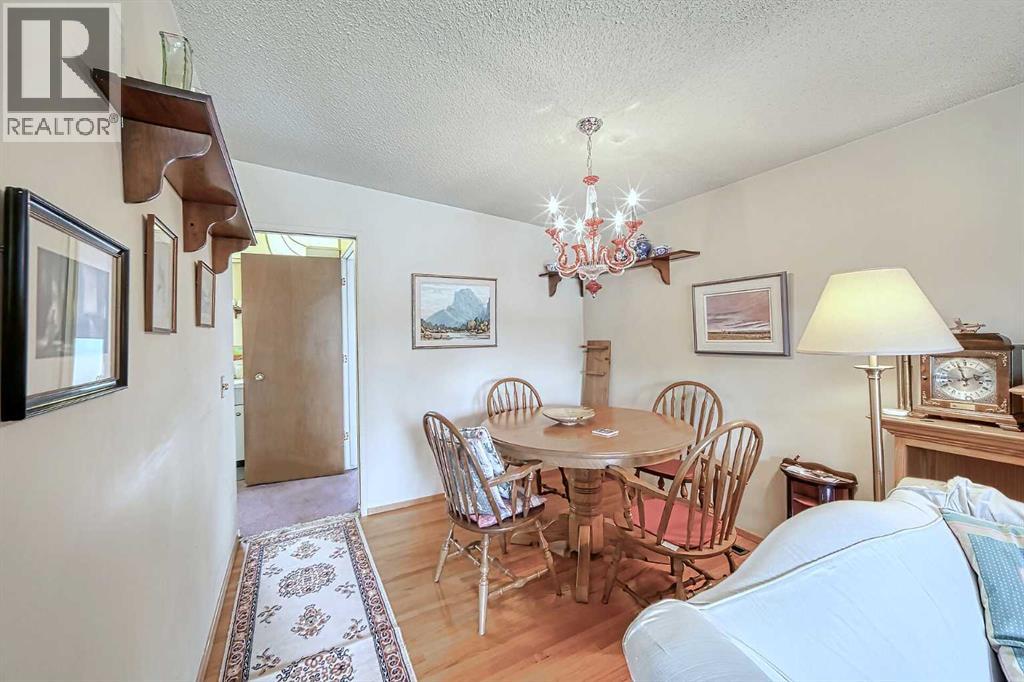 10212 8 Street Sw, Calgary, Alberta  T2W 0H1 - Photo 11 - A2254364