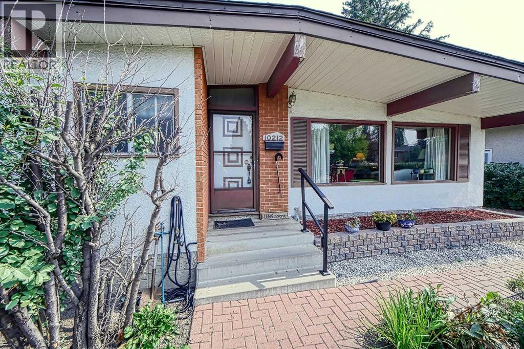 10212 8 Street Sw, Calgary, Alberta  T2W 0H1 - Photo 1 - A2254364