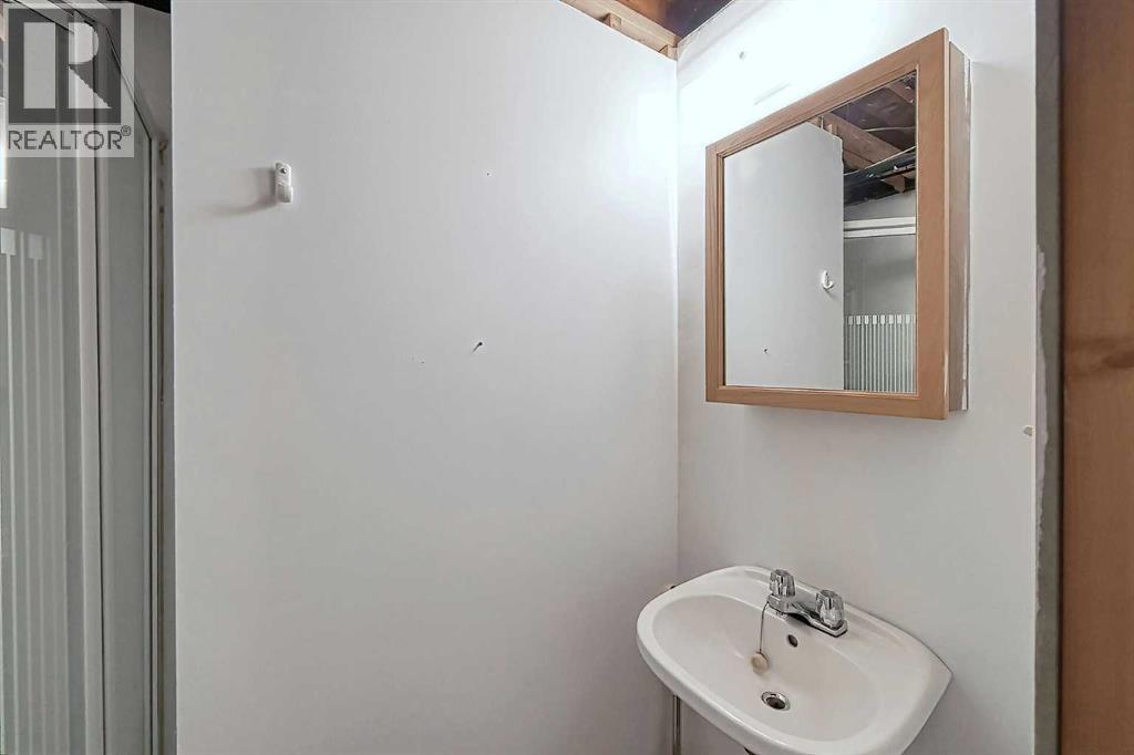 10212 8 Street Sw, Calgary, Alberta  T2W 0H1 - Photo 31 - A2254364
