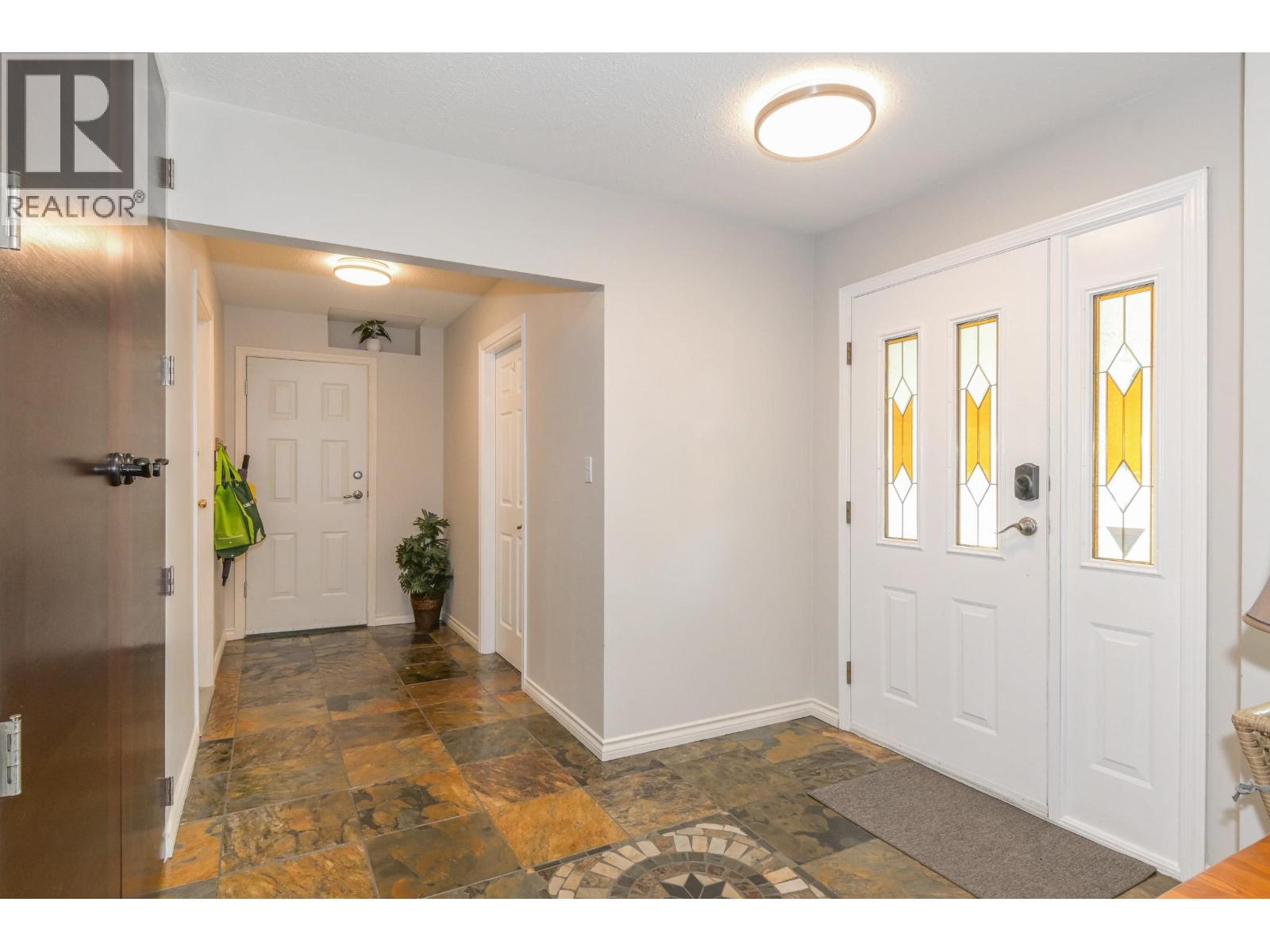 12201 Irving Street, Maple Ridge, British Columbia  V2X 9S2 - Photo 25 - R3052334