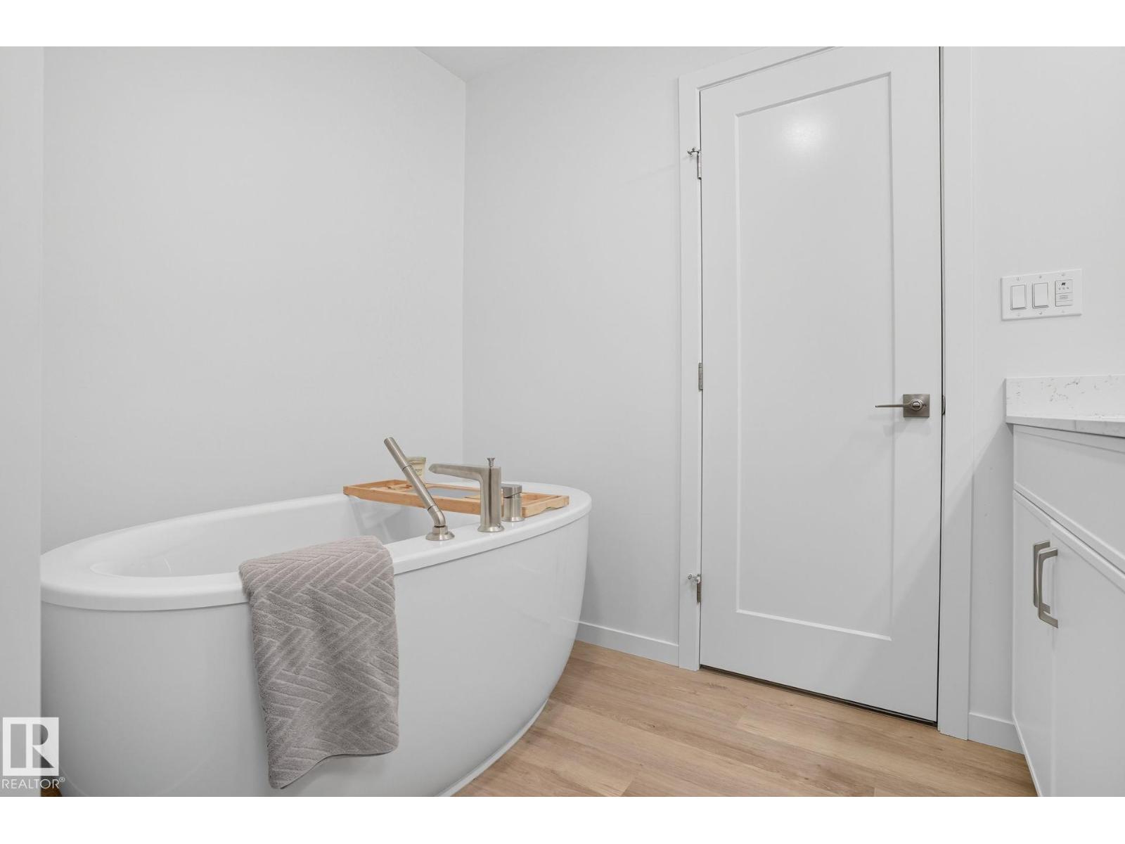 3302 Kulay Wy Sw, Edmonton, Alberta  T6W 1A5 - Photo 27 - E4459904