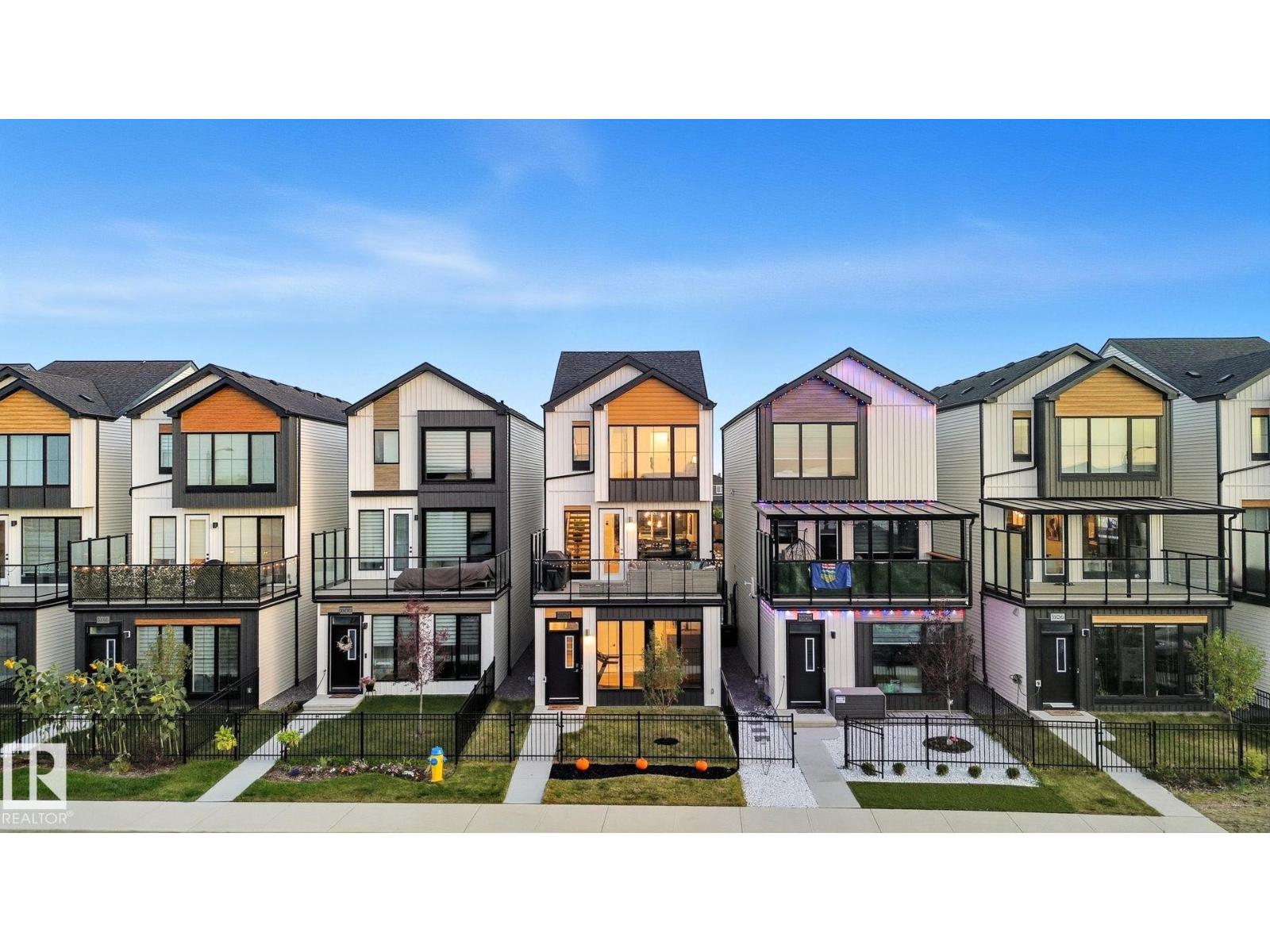 3302 Kulay Wy Sw, Edmonton, Alberta  T6W 1A5 - Photo 3 - E4459904