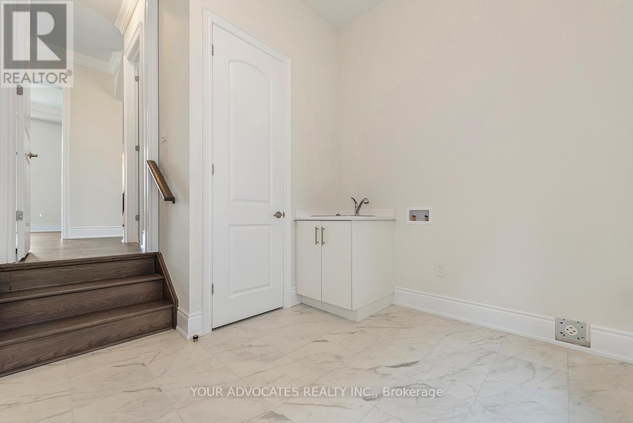 110 James Walker Avenue, Caledon, Ontario  L7C 4N1 - Photo 24 - W12430044