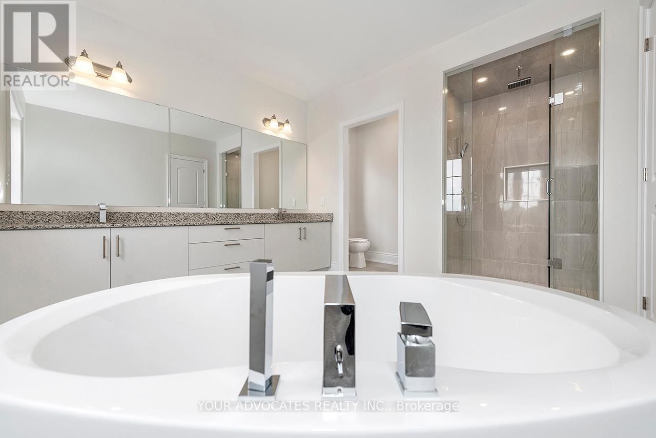 110 James Walker Avenue, Caledon, Ontario  L7C 4N1 - Photo 40 - W12430044