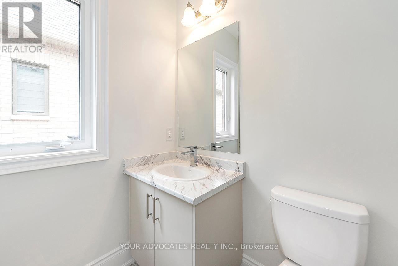 110 James Walker Avenue, Caledon, Ontario  L7C 4N1 - Photo 45 - W12430044