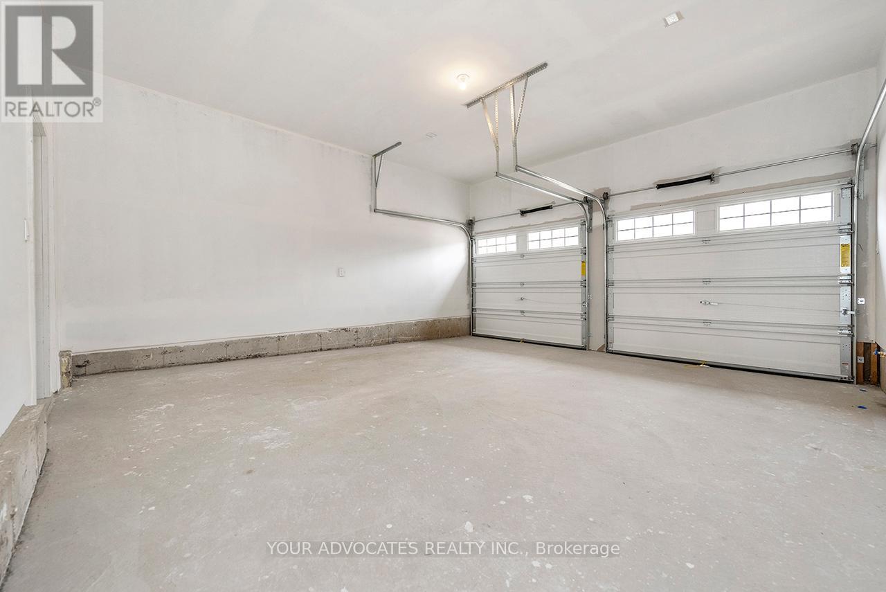 110 James Walker Avenue, Caledon, Ontario  L7C 4N1 - Photo 27 - W12430044