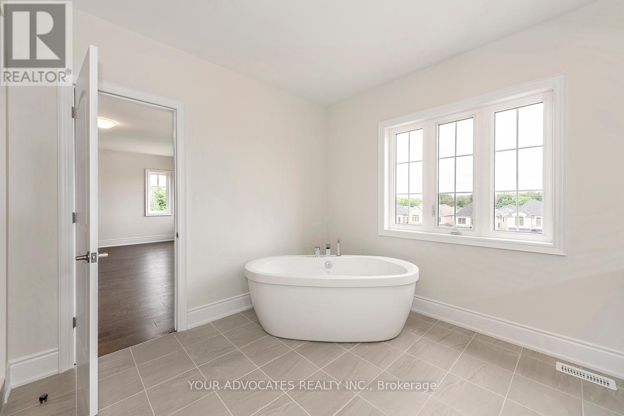 110 James Walker Avenue, Caledon, Ontario  L7C 4N1 - Photo 39 - W12430044