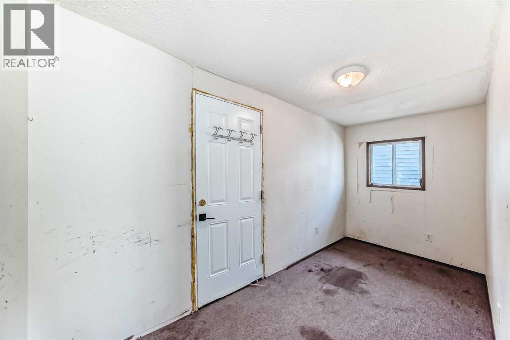 100 Spring Haven Close Se, Airdrie, Alberta  T4A 1G1 - Photo 4 - A2256912