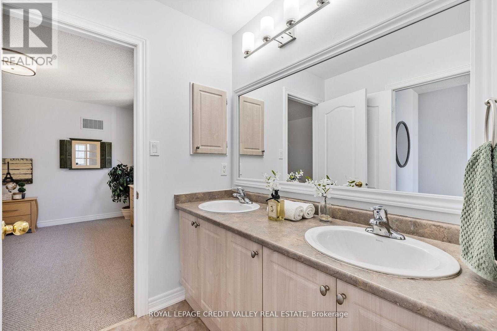 14 Larande Court, Brampton, Ontario  L6Y 0M3 - Photo 31 - W12431119