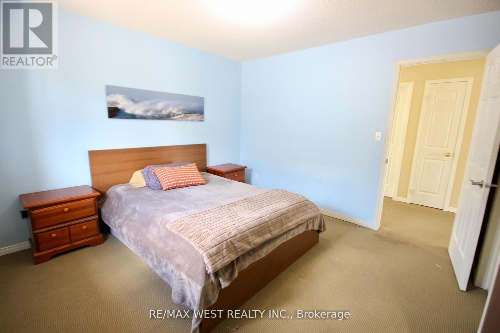 7374 Black Walnut Trail, Mississauga, Ontario  L5N 7L8 - Photo 36 - W12431126