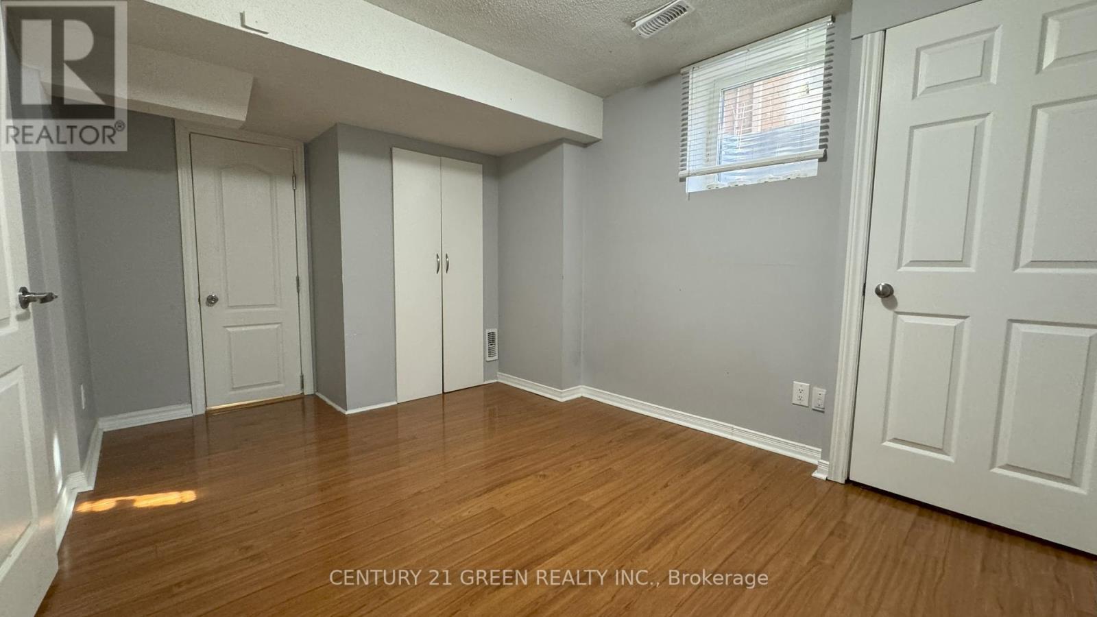 Lower - 8 Natalie Court, Brampton, Ontario  L6S 5T8 - Photo 14 - W12431131