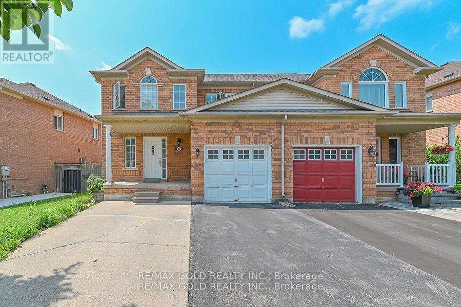 14 Topiary Lane, Brampton, Ontario  L7A 2K6 - Photo 2 - W12431142