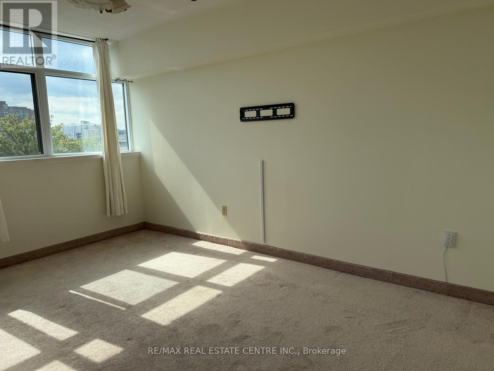 704 - 3100 Kirwin Avenue, Mississauga, Ontario  L5A 3S6 - Photo 20 - W12341827