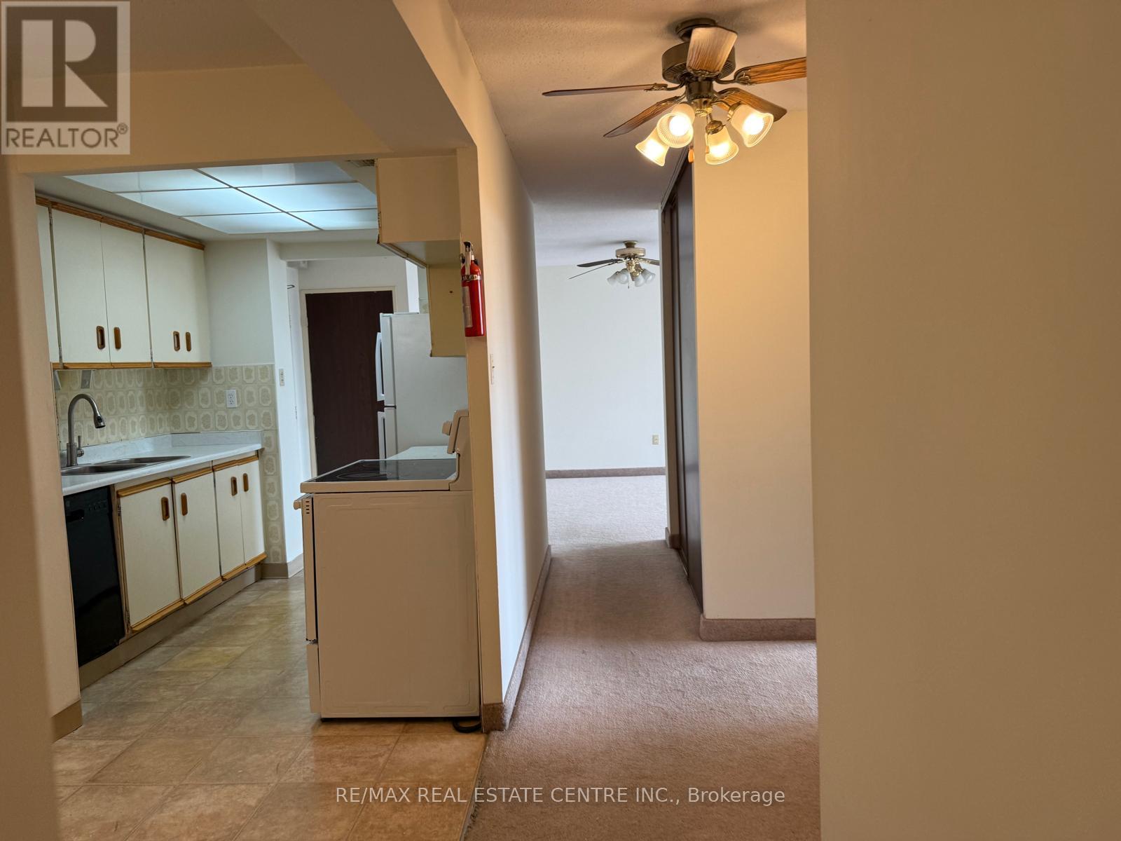 704 - 3100 Kirwin Avenue, Mississauga, Ontario  L5A 3S6 - Photo 16 - W12341827