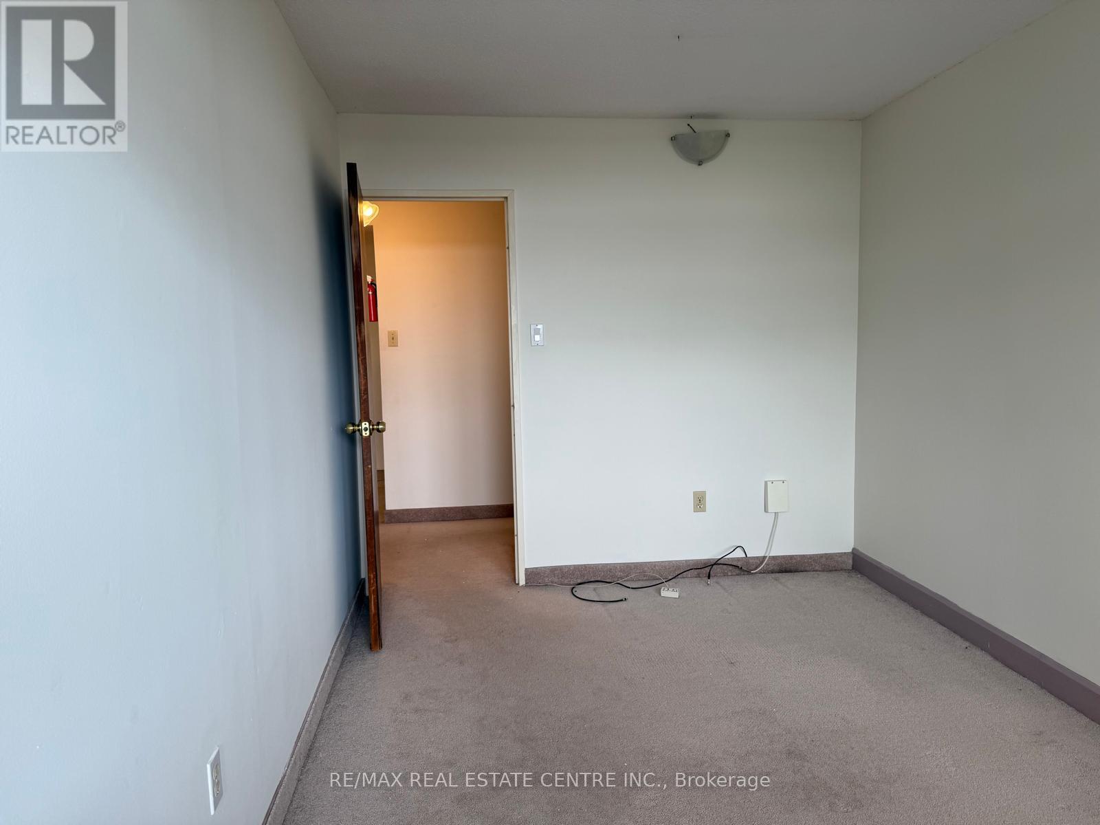 704 - 3100 Kirwin Avenue, Mississauga, Ontario  L5A 3S6 - Photo 31 - W12341827